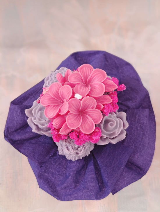 Ramo de velas artesanales en caja cilíndrica – 100% cera de soja