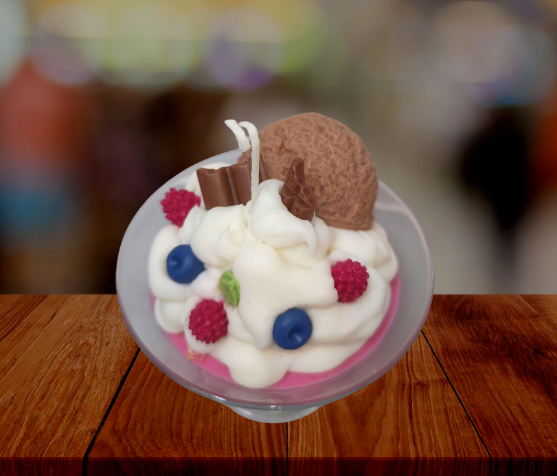 Vela en copa de helado con frutas – 100% cera de soja, hecha a mano