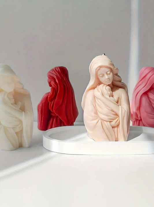 Vela artística de mujer con bebé – diseño simbólico en cera de soja 100%