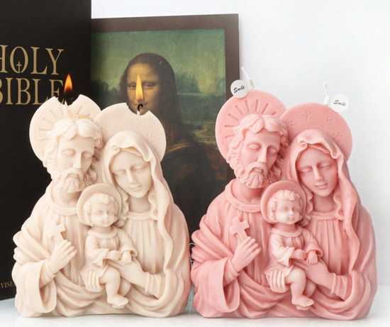 Vela religiosa de familia con niño y aureolas – 100% cera de soja, hecha a mano
